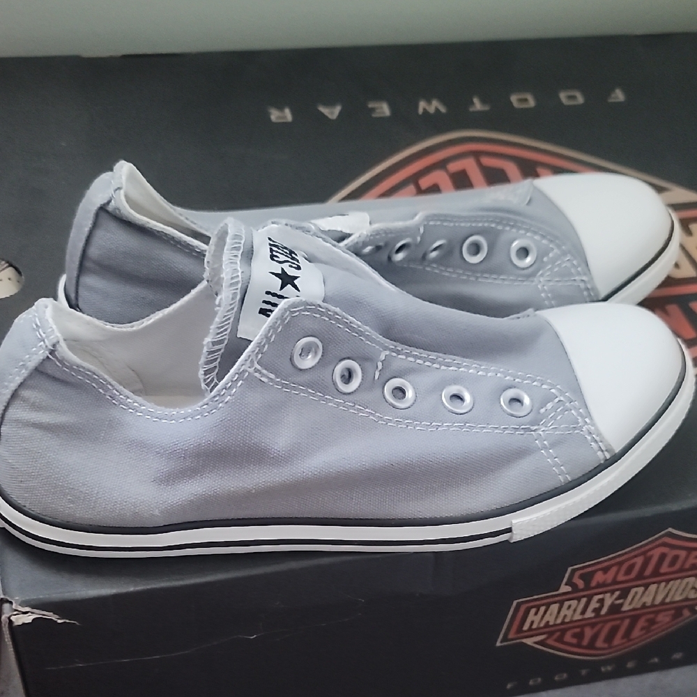 Converse Gray and White Sneakers Classic Canvas Design